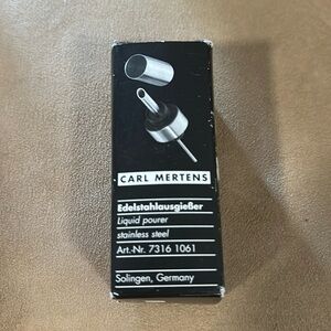 NIB Carl Mertens Liquid pourer stainless steel great gift!